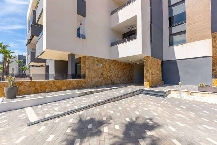 Image No.33-2 Bed Apartment for sale
