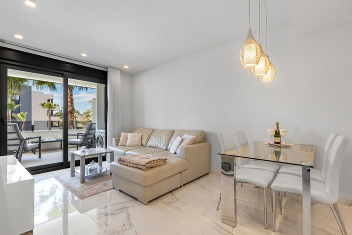 Image No.9-2 Bed Apartment for sale