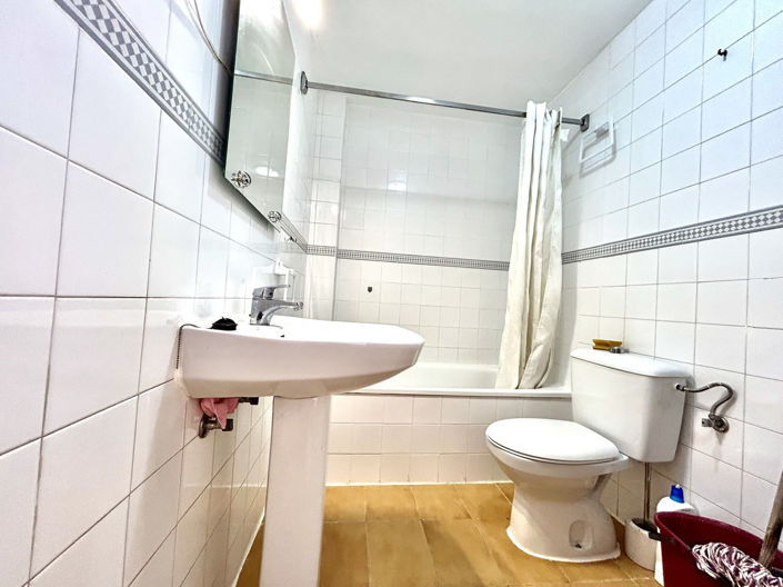 Image No.10-1 Bed Apartment for sale