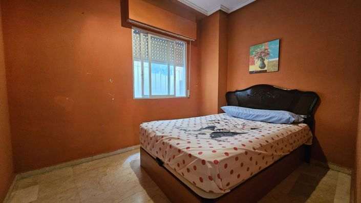 Image No.24-2 Bed Apartment for sale
