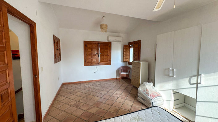 Image No.28-4 Bed Villa for sale