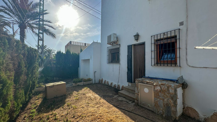 Image No.40-4 Bed Villa for sale