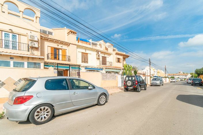 Image No.5-2 Bed Townhouse for sale
