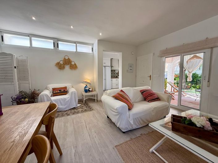Image No.10-3 Bed Villa for sale
