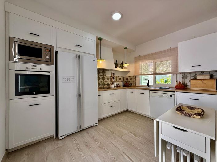 Image No.9-3 Bed Villa for sale