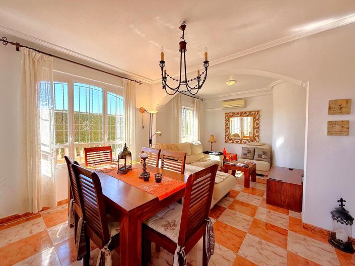 Image No.5-2 Bed Townhouse for sale