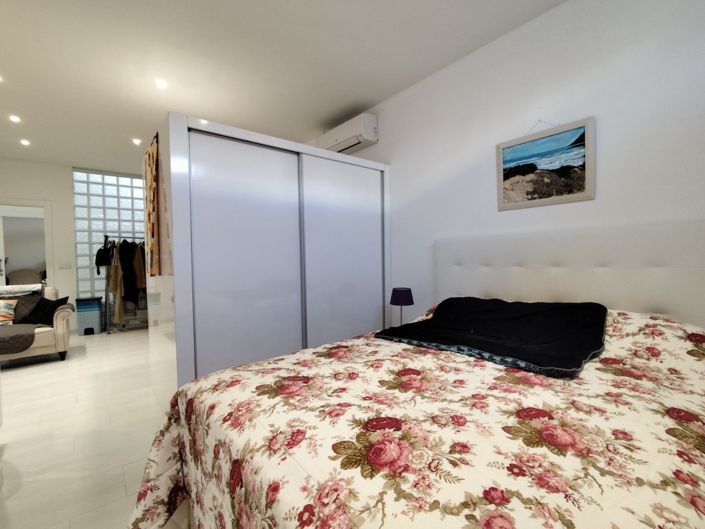 Image No.29-4 Bed Townhouse for sale