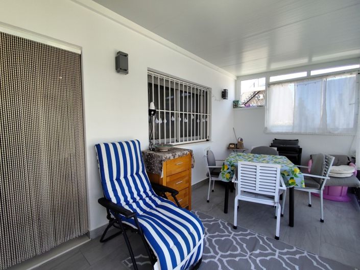 Image No.48-4 Bed Townhouse for sale