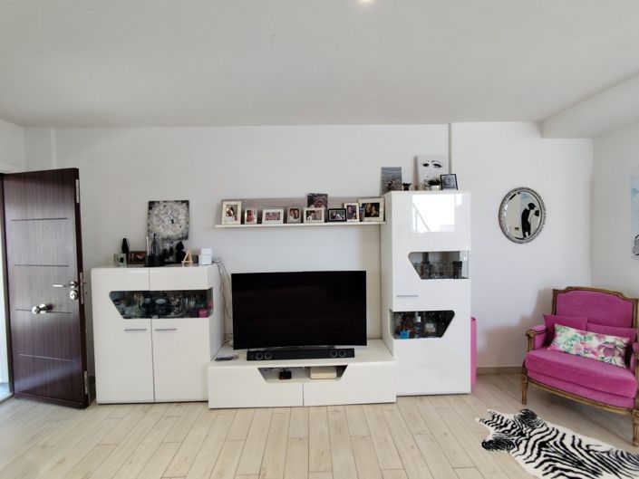 Image No.5-4 Bed Townhouse for sale