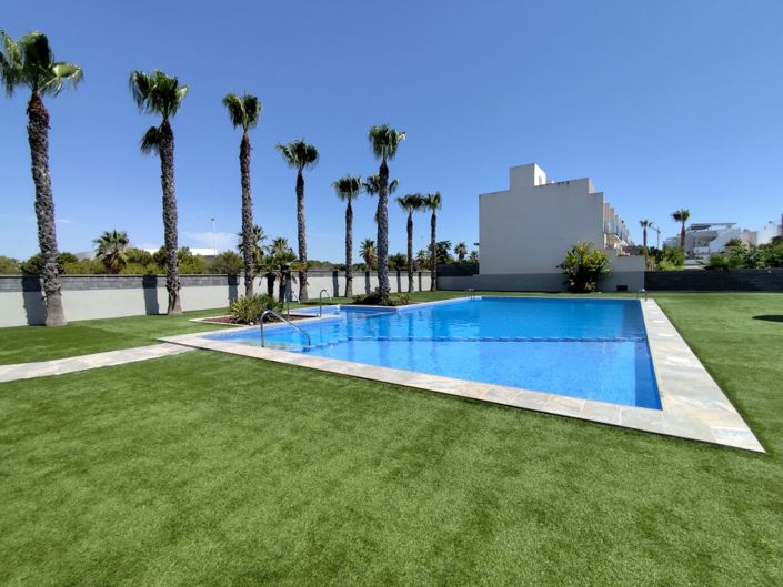 Image No.58-4 Bed Townhouse for sale