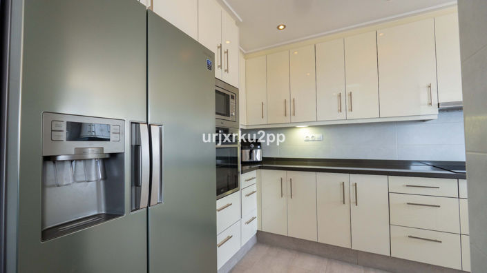 Image No.12-3 Bed Apartment for sale