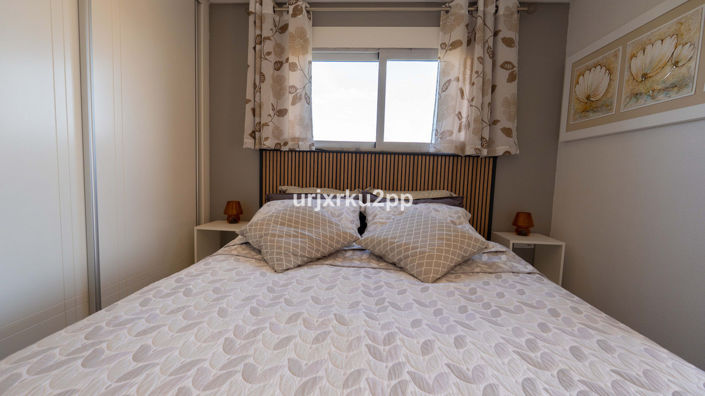Image No.20-3 Bed Apartment for sale