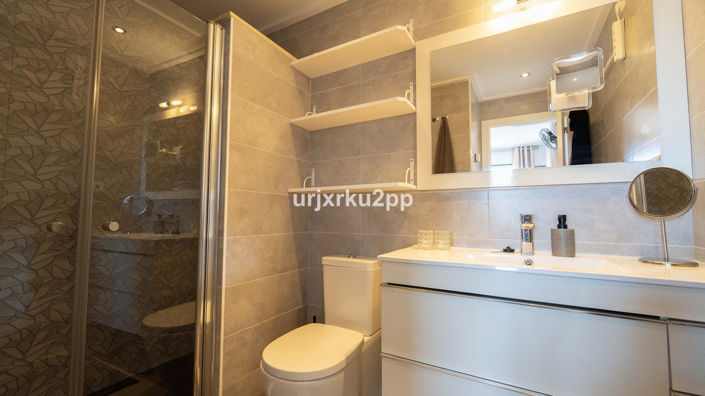 Image No.22-3 Bed Apartment for sale