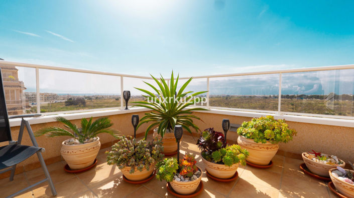 Image No.30-3 Bed Apartment for sale