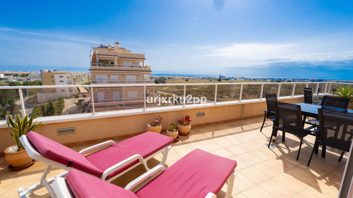 Image No.33-3 Bed Apartment for sale
