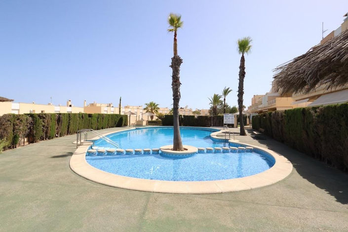 Image No.21-3 Bed Townhouse for sale