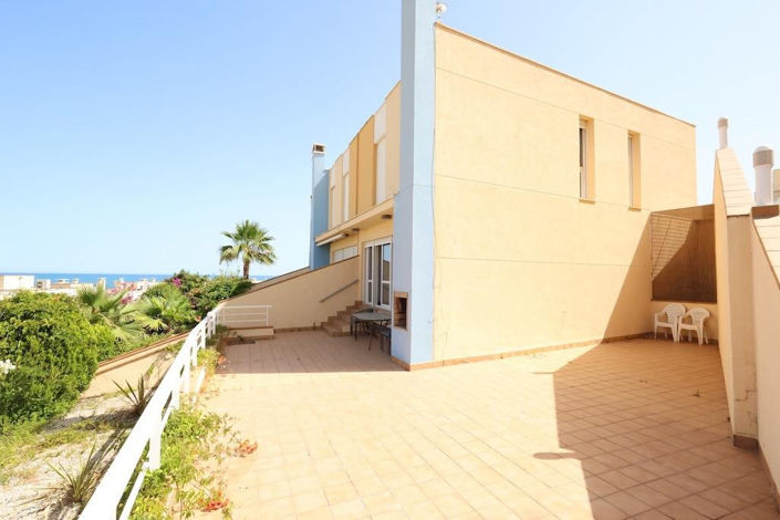 Image No.4-3 Bed Townhouse for sale