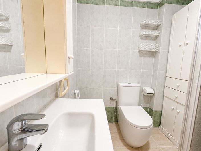 Image No.9-2 Bed Apartment for sale