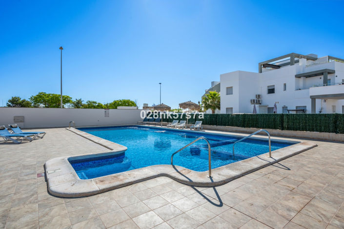Image No.37-3 Bed Townhouse for sale