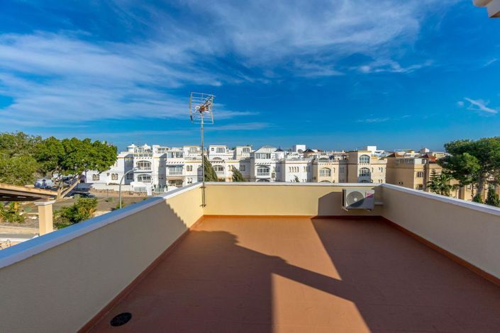Image No.23-3 Bed Villa for sale