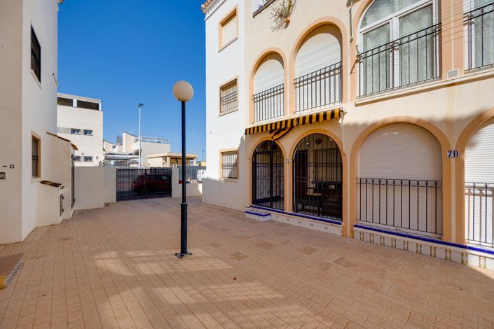 Image No.27-Appartement de 2 chambres à vendre à Torrevieja