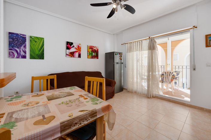Image No.6-Appartement de 2 chambres à vendre à Torrevieja
