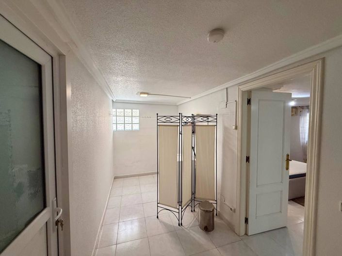 Image No.37-4 Bed Villa for sale