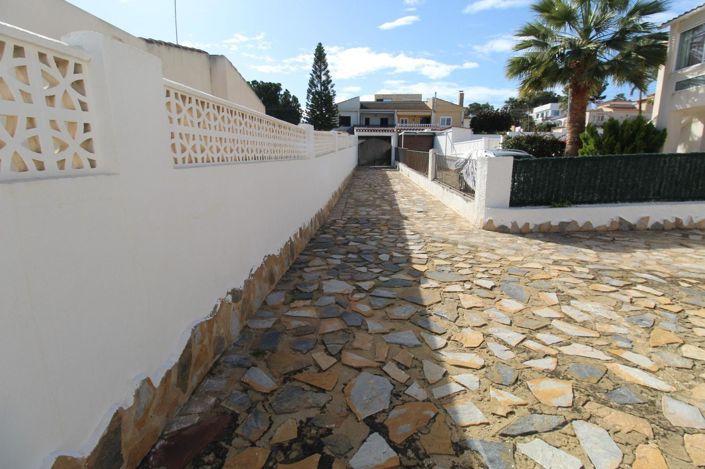 Image No.4-Villa de 5 chambres à vendre à Los Balcones
