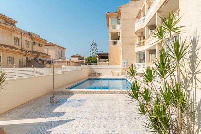Image No.2-Appartement de 2 chambres à vendre à Playa Flamenca