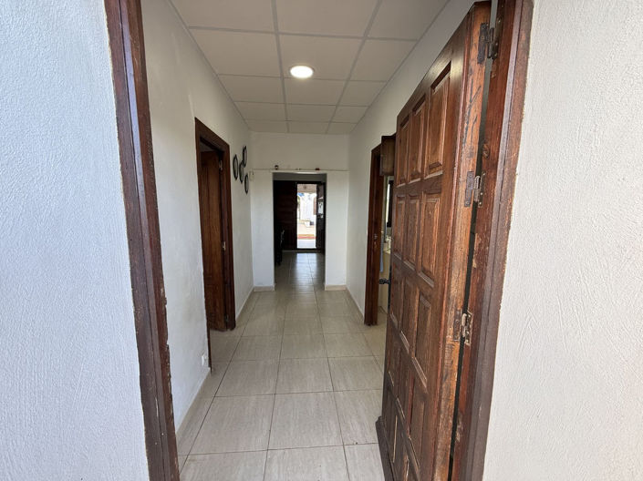 Image No.35-4 Bed Country House for sale