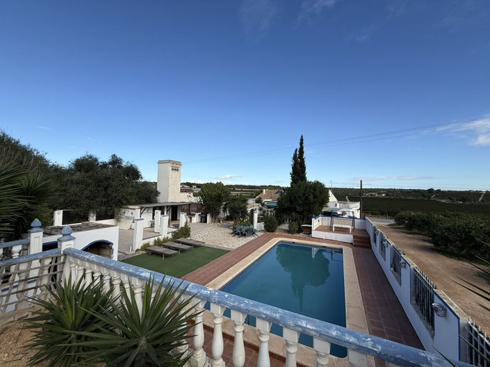 Image No.7-4 Bed Country House for sale
