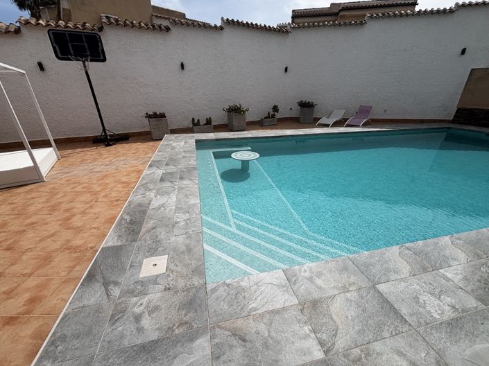 Image No.18-4 Bed Villa for sale