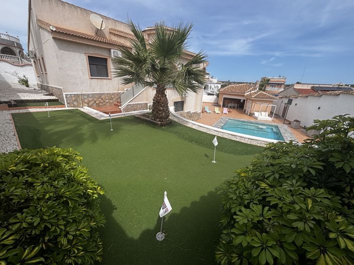 Image No.33-4 Bed Villa for sale