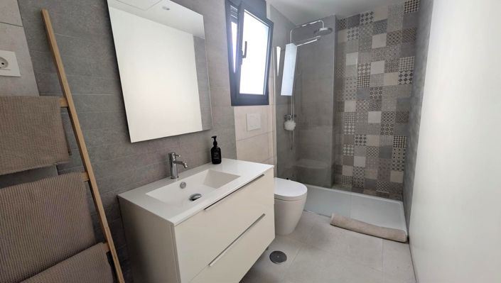 Image No.22-4 Bed Villa for sale