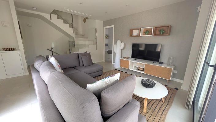 Image No.3-4 Bed Villa for sale