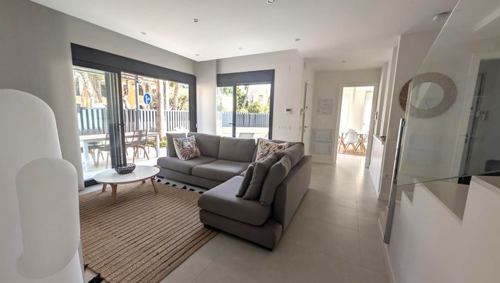 Image No.5-4 Bed Villa for sale