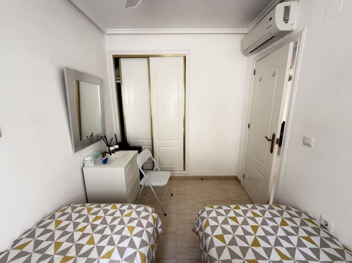 Image No.10-3 Bed Townhouse for sale