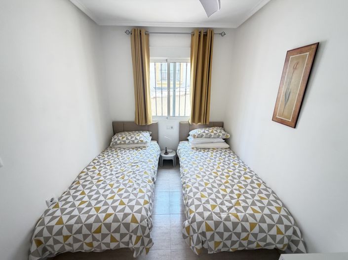 Image No.9-3 Bed Townhouse for sale