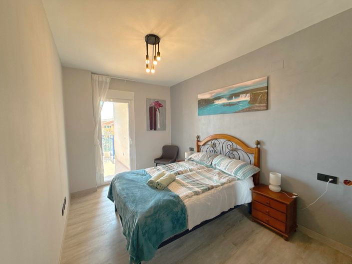 Image No.30-2 Bed Apartment for sale