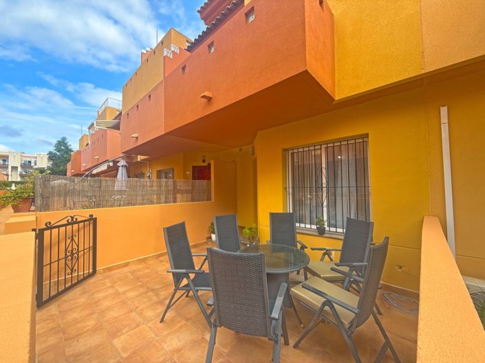 Image No.22-3 Bed Townhouse for sale