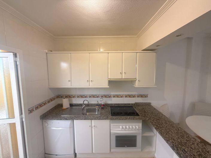 Image No.6-3 Bed Townhouse for sale