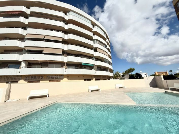 Image No.21-2 Bed Apartment for sale