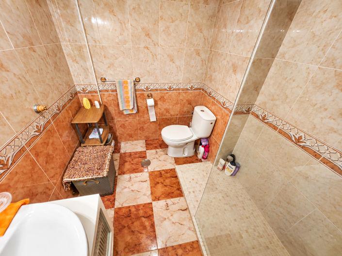 Image No.18-2 Bed Apartment for sale