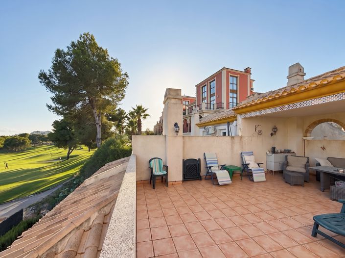 Image No.3-4 Bed Townhouse for sale