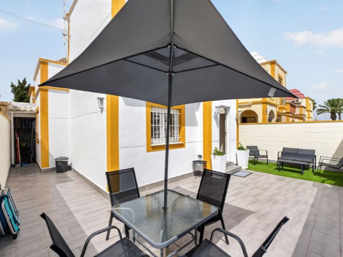 Image No.24-3 Bed Townhouse for sale