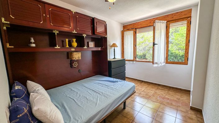 Image No.14-3 Bed Townhouse for sale