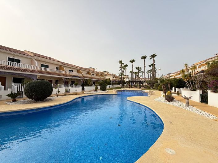 Image No.40-2 Bed Apartment for sale
