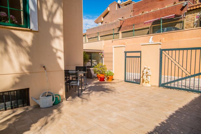 Image No.29-4 Bed Villa for sale