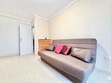81683torreviejasouthfacingreformedtownhousewi