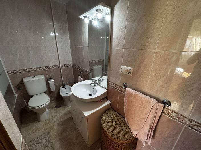 Image No.13-2 Bed Apartment for sale
